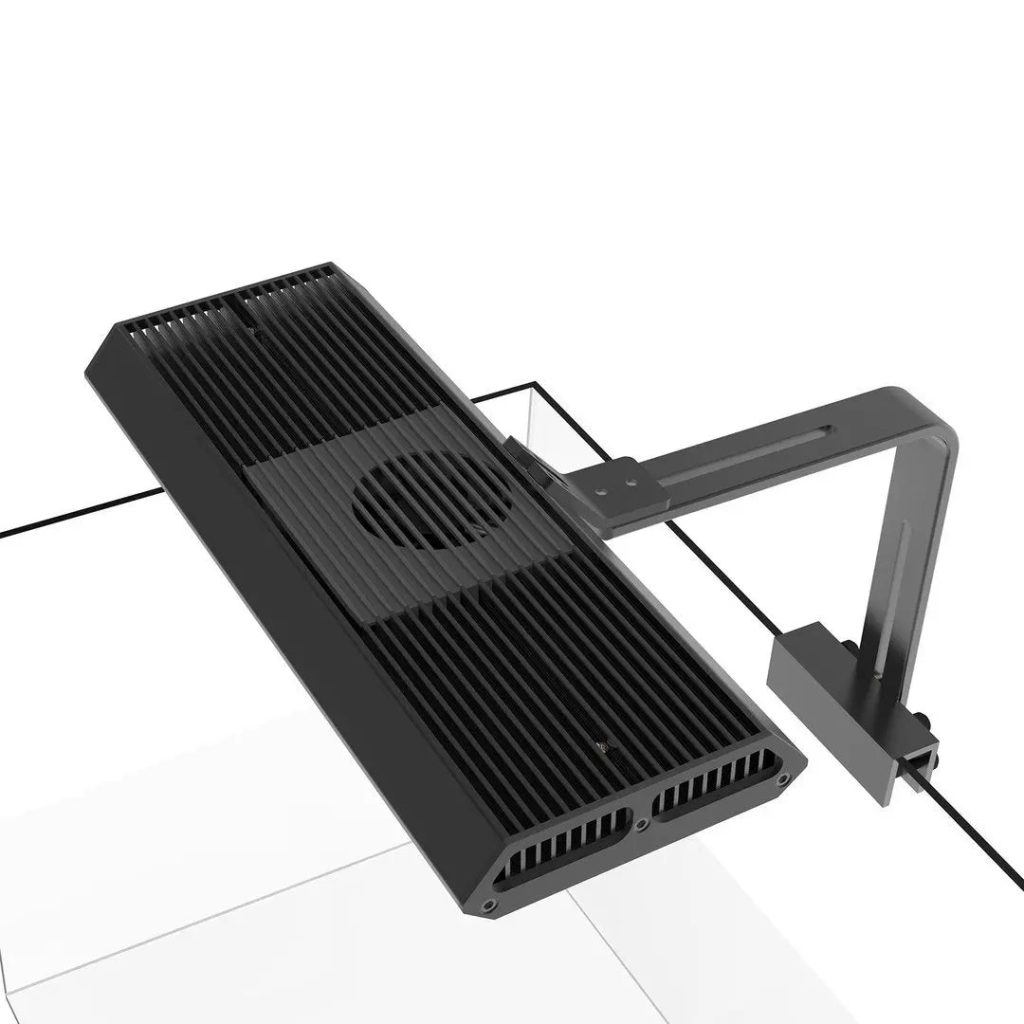 Chihiros RGB VIVID MINI – High-End RGB Pendant Light for Planted Aquariums
