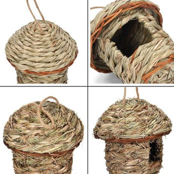 Handwoven Hanging Straw Bird Feeder House with Rope Loop (17cm)